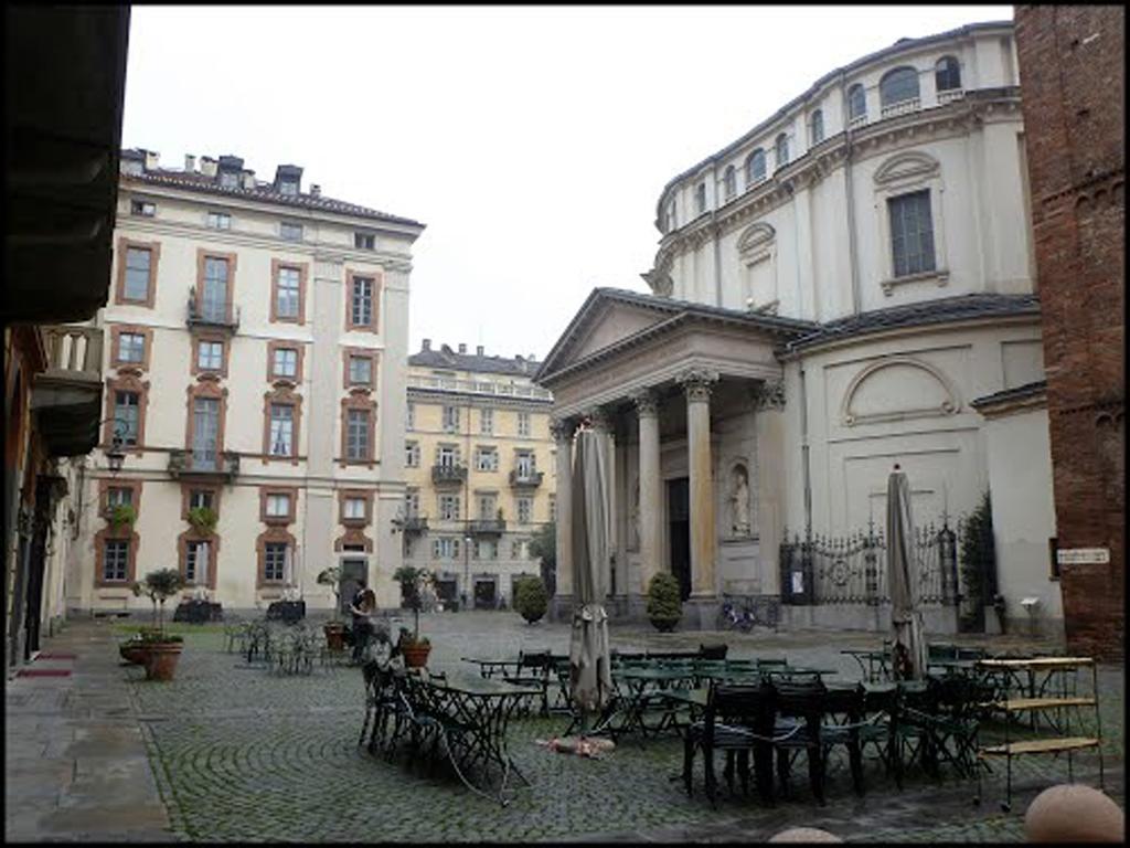 Vittoria Lägenhet Turin Rum bild